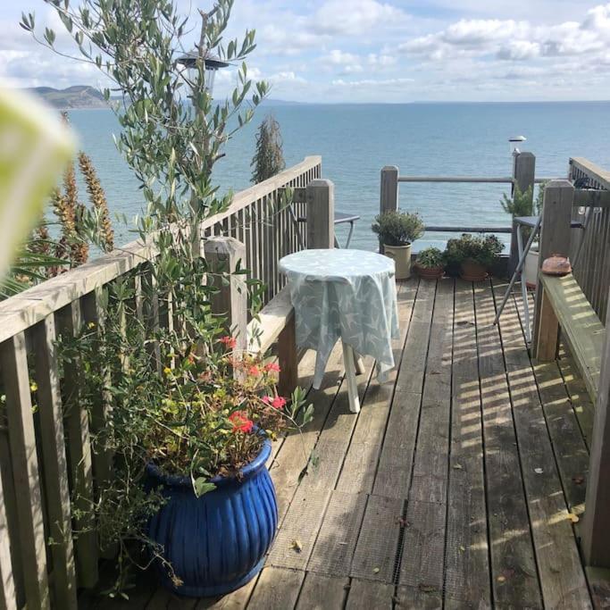 Lyme Clifftop Hideaway Lyme Regis Exteriör bild