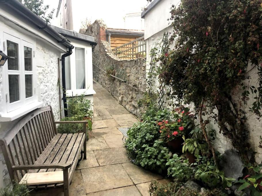 Lyme Clifftop Hideaway Lyme Regis Exteriör bild